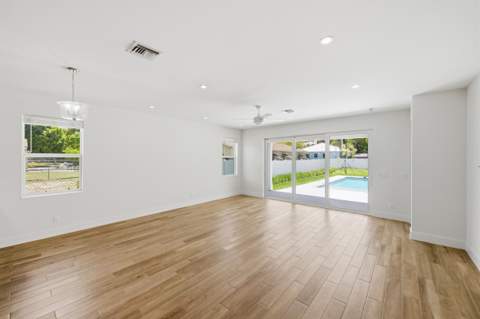316 SW 4th Avenue, Delray Beach FL - photo 13 of 41