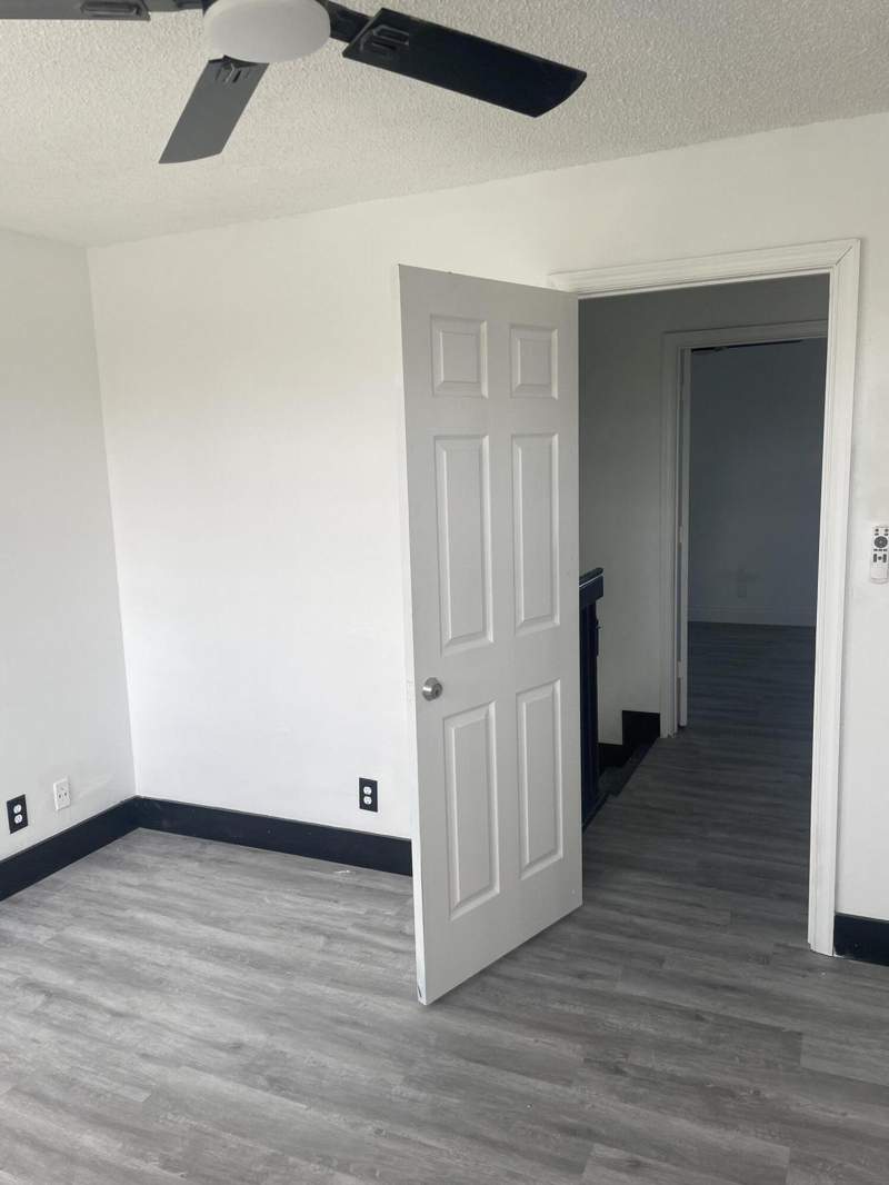 2 bedroom Single Family Residence at 817 Crystal Lake Drive, Crystal View Townhomes, Deerfield Beach — photo 4