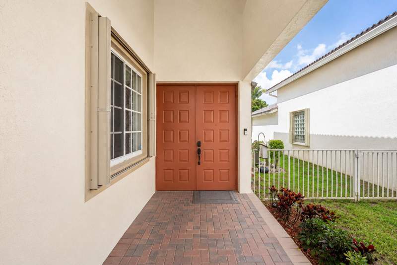 5 bedroom Single Family Residence at 140 Bellezza Terrace, Bella Terra Pud 1, Royal Palm Beach — photo 3