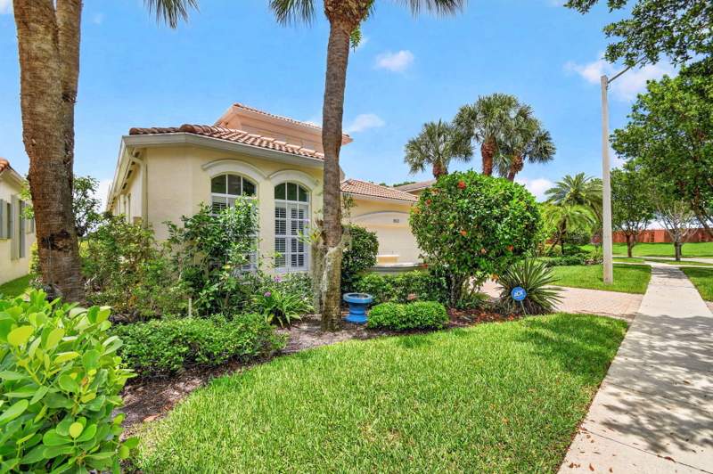 2 bedroom Single Family Residence at 8553 E Via Grande, Buena Vida, Wellington — photo 4