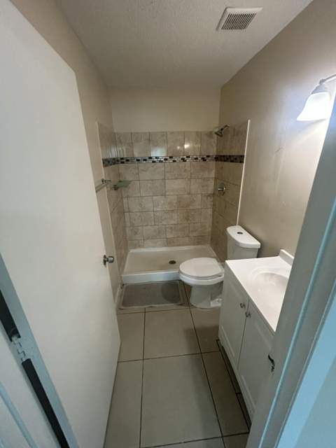 201 Maplewood Drive #201, Greenacres FL - photo 14 of 26
