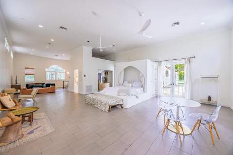 717 Forest Hill Boulevard, West Palm Beach FL - photo 6 of 71