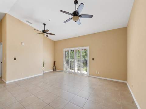 4190 Gator Greens Way #32, Fort Pierce FL - photo 8 of 40