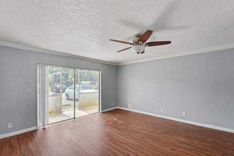 4848 NW 24th #105, Lauderdale Lakes FL - photo 7 of 31