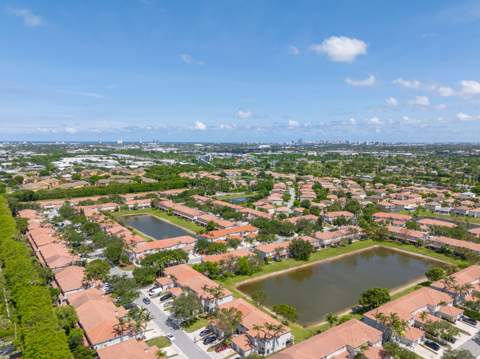 7118 Hawks Nest Terrace #7118, Riviera Beach FL - photo 6 of 45