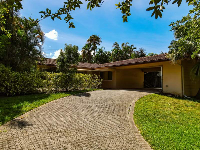 4 bedroom Single Family Residence at 1817 SE 25 Avenue, Harbour Heights Add, Fort Lauderdale — photo 2