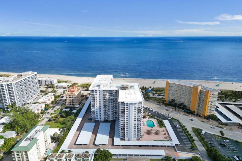 2 bedroom Condominium at 405 N Ocean Boulevard #305, Parliament House Condo, Pompano Beach — photo 4