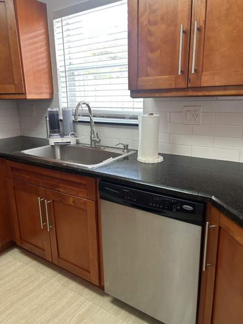 17031 NW 22nd Street, Pembroke Pines FL - photo 11 of 12