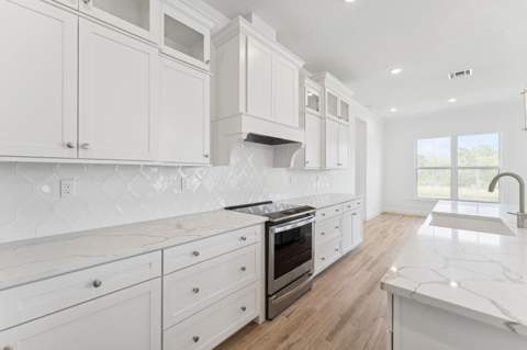 6799 SE Lost Pine Drive, Stuart FL - photo 16 of 53