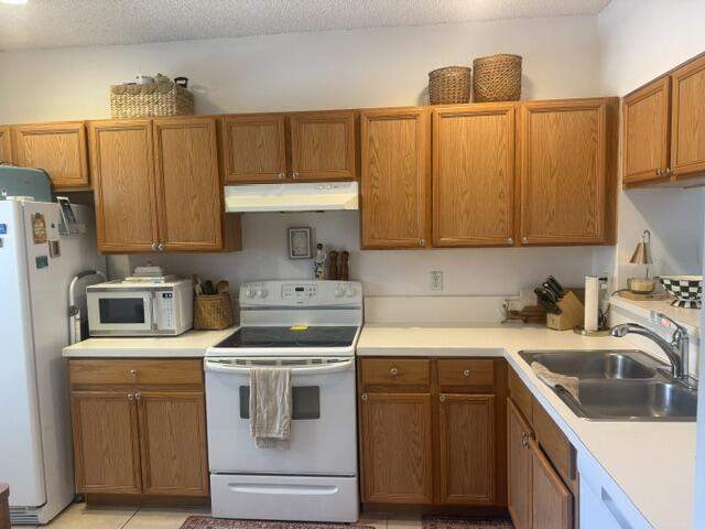 2 bedroom Townhouse at 5122 Palmbrooke Circle, Palmbrooke Townhomes, West Palm Beach — photo 3