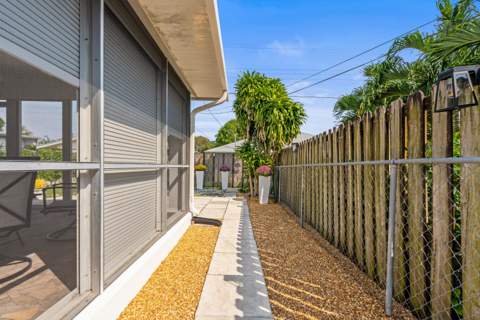 1428 N M Street, Lake Worth Beach FL - photo 24 of 29