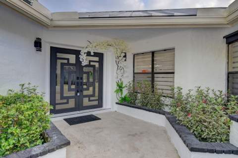 13302 Doubletree Circle, Wellington FL - photo 7 of 77