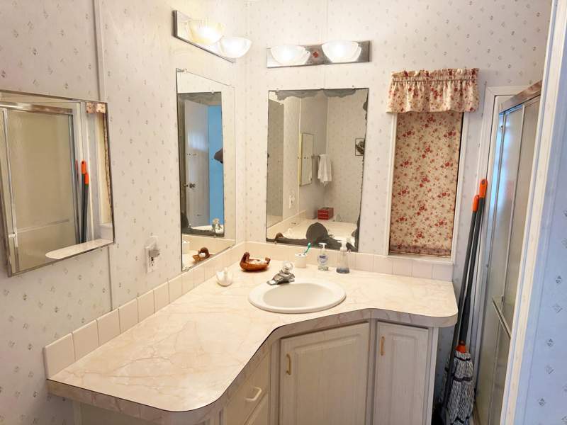 1 bedroom Mobile Home at 14 Bamboo Drive #Cd, Briny Breezes Inc, Briny Breezes — photo 5