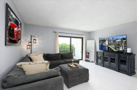 900 River Reach Drive #425, Fort Lauderdale FL - photo 7 of 34