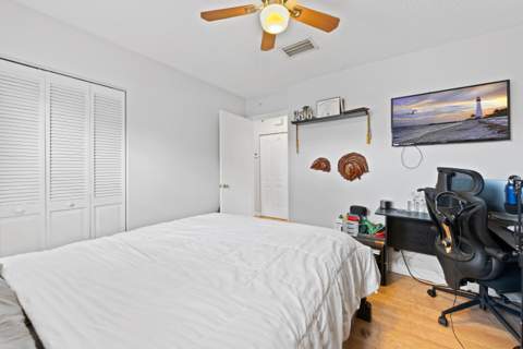8108 NW 100th Way, Tamarac FL - photo 15 of 26