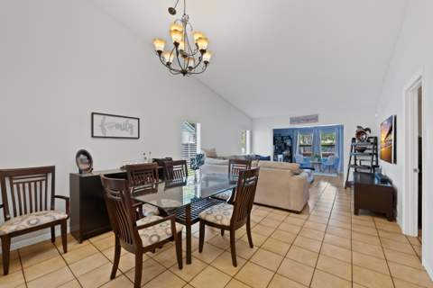 8108 NW 100th Way, Tamarac FL - photo 9 of 26