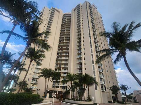 2700 N Ocean Drive #2501a, Riviera Beach FL - photo 18 of 23
