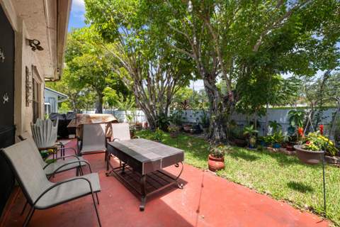 8108 NW 100th Way, Tamarac FL - photo 23 of 26