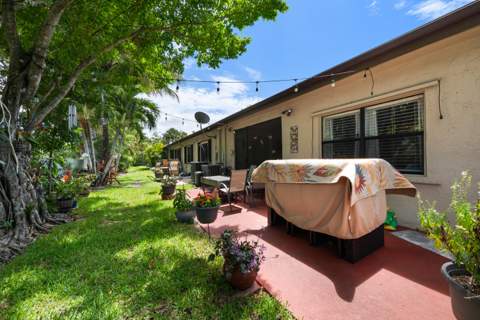 8108 NW 100th Way, Tamarac FL - photo 24 of 26
