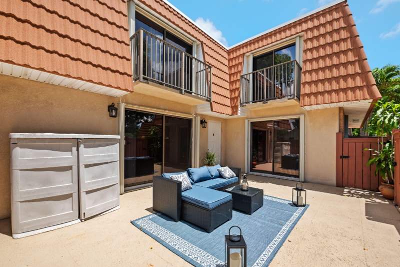 2 bedroom Townhouse at 2874 Waterford Drive, Waterford Courtyards Addition, Deerfield Beach — photo 4