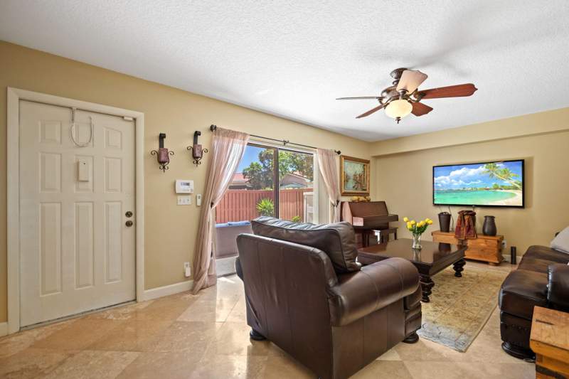 2 bedroom Townhouse at 2874 Waterford Drive, Waterford Courtyards Addition, Deerfield Beach — photo 5