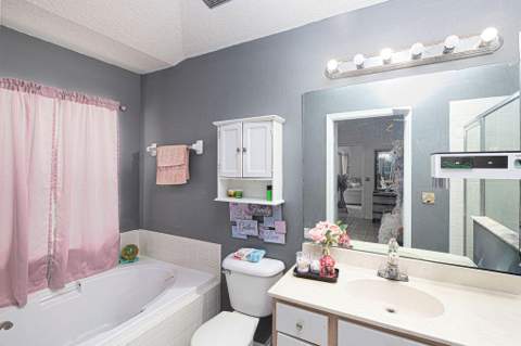 1634 SW Duclair Avenue, Port St. Lucie FL - photo 22 of 40