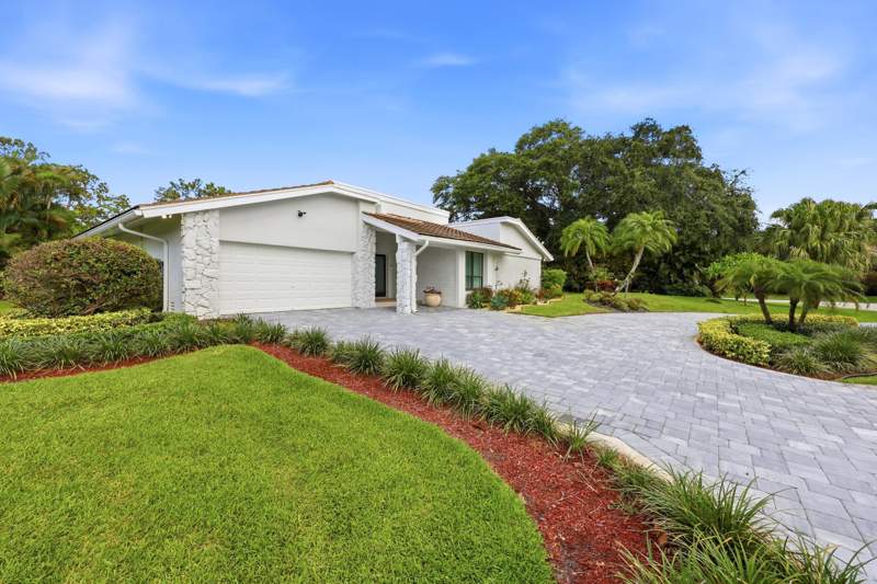 3 bedroom Single Family Residence at 624 W Lakewoode Circle, Seagate Golf Club at The Hamlet, Delray Beach — photo 4
