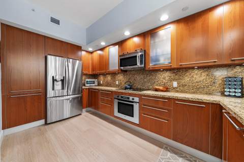 4445 El Mar Drive #2209, Lauderdale-By-The-Sea FL - photo 16 of 54
