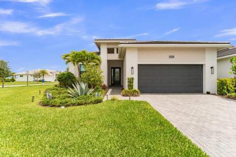 15665 Merritt Drive, Westlake FL - photo 15 of 52