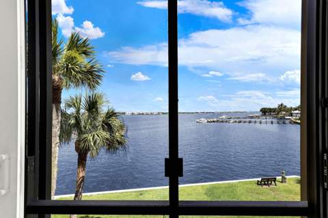 1950 SW Palm City Road #14-305, Stuart FL - photo 24 of 58