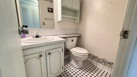 164 Kent #J, West Palm Beach FL - photo 24 of 39