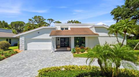 624 W Lakewoode Circle, Delray Beach FL - photo 6 of 105