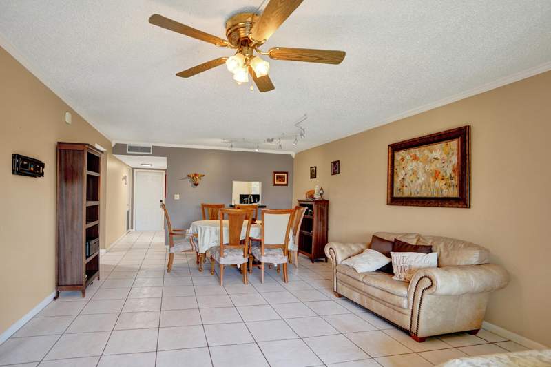 2 bedroom Condominium at 8801 NW 38th Drive #204b, Jefferson Of Coral Springs, Coral Springs — photo 4