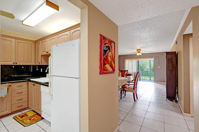 2 bedroom Condominium at 8801 NW 38th Drive #204b, Jefferson Of Coral Springs, Coral Springs — photo 5