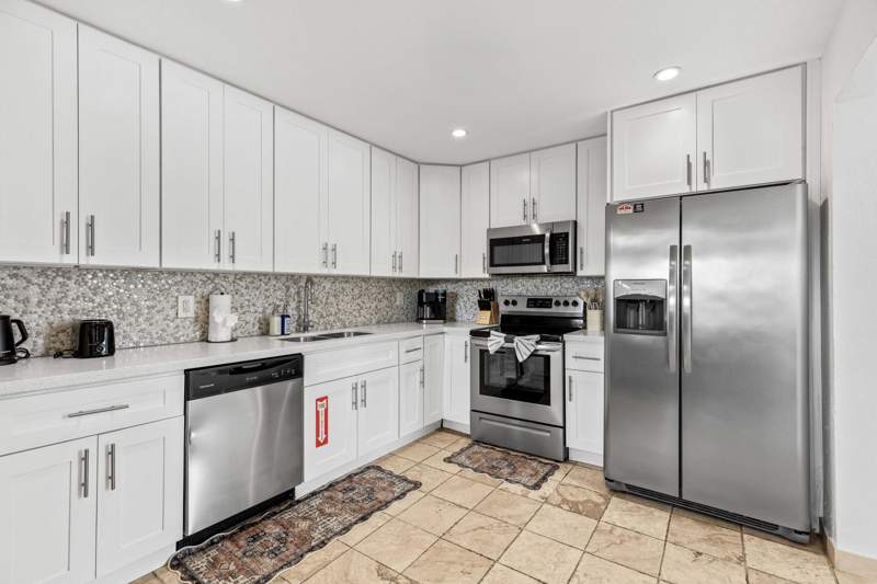 3 bedroom Single Family Residence at 1812 SW 9th Street, Riverside Park, Fort Lauderdale — photo 4