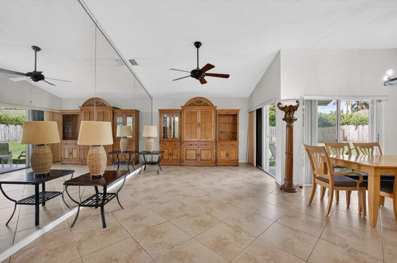 3 bedroom Single Family Residence at 3820 NW 10th Street, Lake Forest South, Delray Beach — photo 3