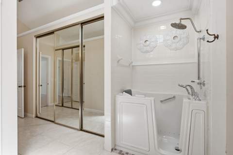 2319 Saratoga Bay Drive, West Palm Beach FL - photo 24 of 32