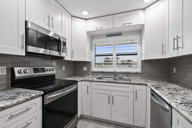 2 bedroom Condominium at 6102 SE Landing Way #14, Hansons Landing Condo, Stuart — photo 5