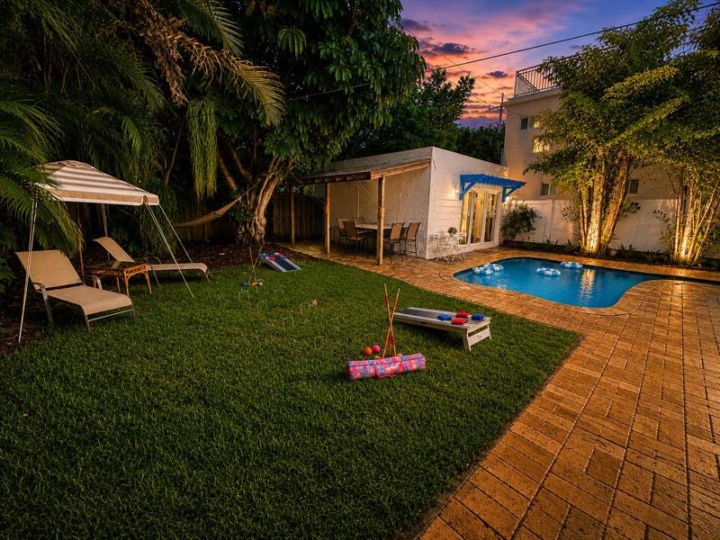 5 bedroom Single Family Residence at 1415 NE 4th Place, Las Olas Park Corr Plat, Fort Lauderdale — photo 3