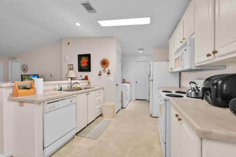 8029 Long Drive, Port St. Lucie FL - photo 8 of 29