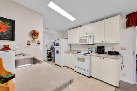 8029 Long Drive, Port St. Lucie FL - photo 9 of 29