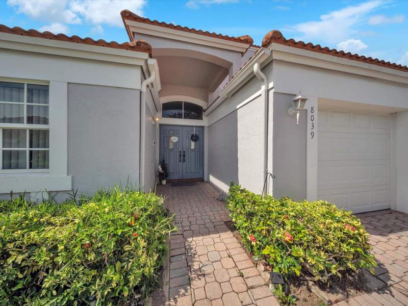 2 bedroom Villa at 8039 N Tranquility Lake Drive, Waterways At Delray Ph 1, Delray Beach — photo 5