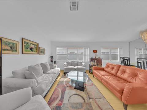 8039 N Tranquility Lake Drive, Delray Beach FL - photo 7 of 39