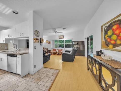 8039 N Tranquility Lake Drive, Delray Beach FL - photo 13 of 39