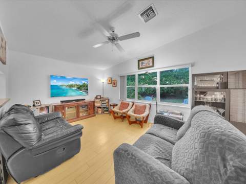 8039 N Tranquility Lake Drive, Delray Beach FL - photo 14 of 39