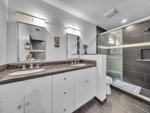 8039 N Tranquility Lake Drive, Delray Beach FL - photo 19 of 39