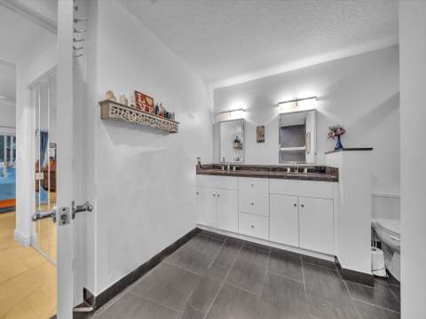8039 N Tranquility Lake Drive, Delray Beach FL - photo 20 of 39