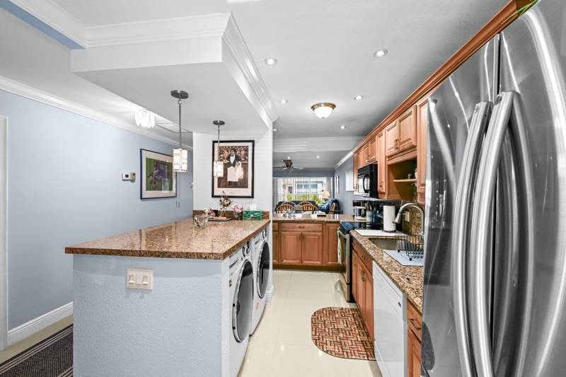2 bedroom Condominium at 2730 SW 15th Street #3-a, Pines Of Delray Condo One,Two And Three, Delray Beach — photo 2