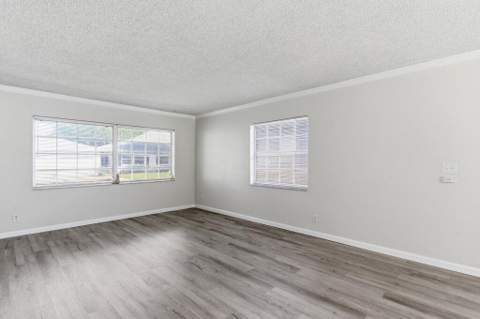 10098 S 42nd Drive, Boynton Beach FL - photo 14 of 46