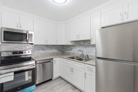 10098 S 42nd Drive, Boynton Beach FL - photo 22 of 46